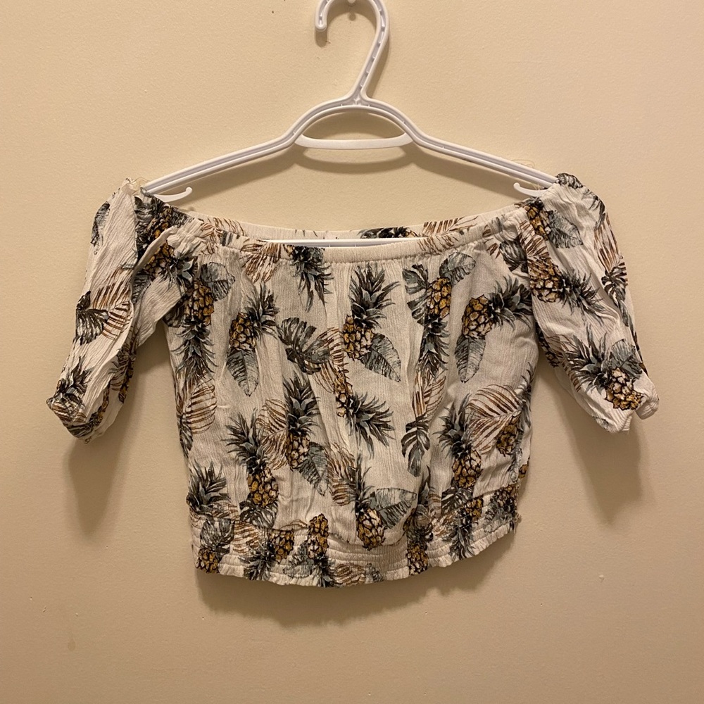 XS pineapple off the shoulder top